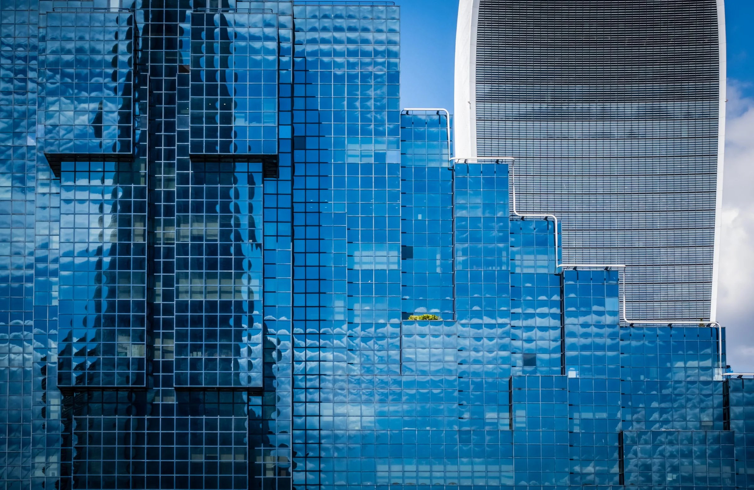 DEBT & PRIVATE EQUITY